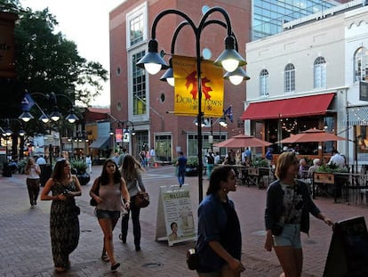 El 'downtown' de Charlottesville, en una imagen de 2014. 