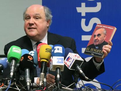 Jaime Oraá, durante la rueda de prensa ofrecida en Bilbao.