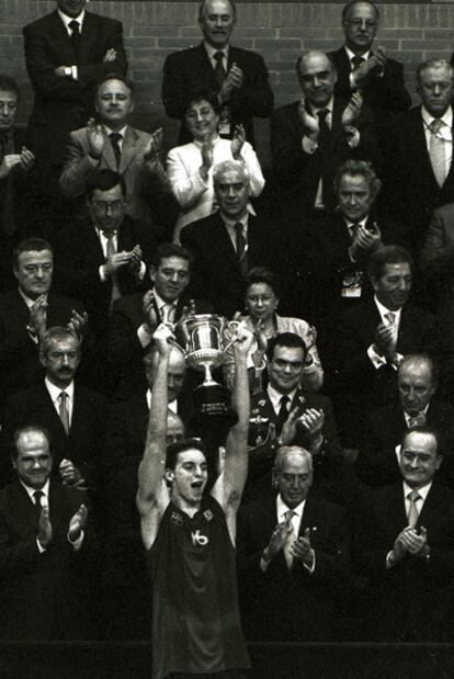 Pau Gasol lifts the King's Cup with Barcelona in 2001.