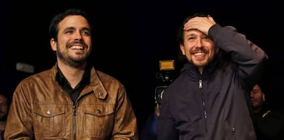 El líder de Izquierda Unida, Alberto Garzón, y el de Podemos, Pablo Iglesias, atienden a los medios tras alcanzar el preacuerdo de coalición.