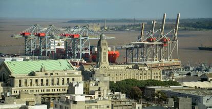 Puerto de Montevideo (Uruguay).