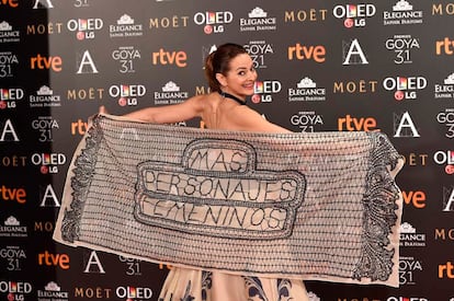 Cuca Escribano llegó a la alfombra roja con un mensaje muy claro: "Más personajes femeninos". Una reivindicación muy necesaria.