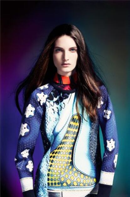 Una creacin de la dise?adora Mary Katrantzou para Adidas Originals.