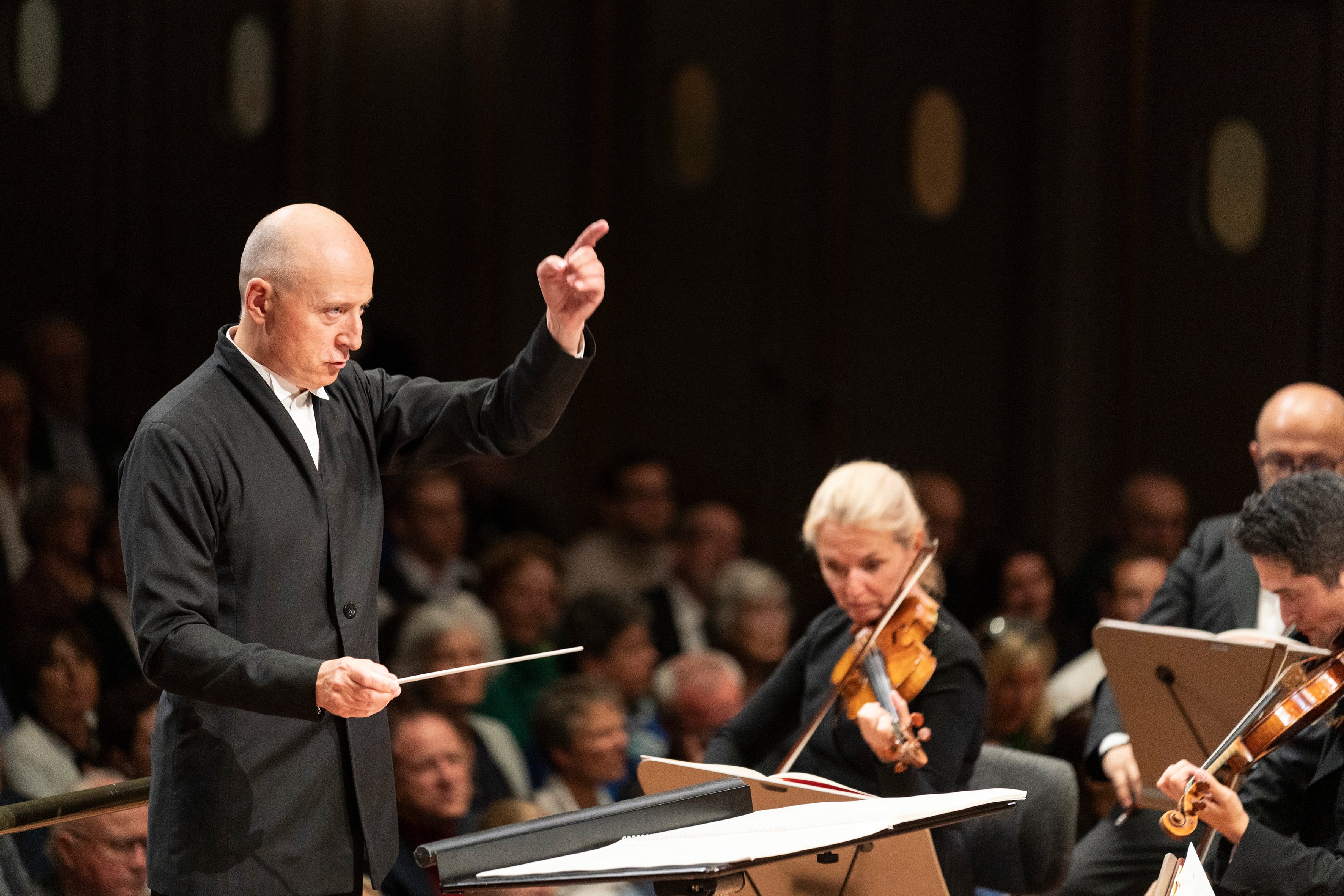 Paavo Järvi y Lisa Batiashvili comparten raíces de gira con la Orquesta de la Tonhalle de Zúrich