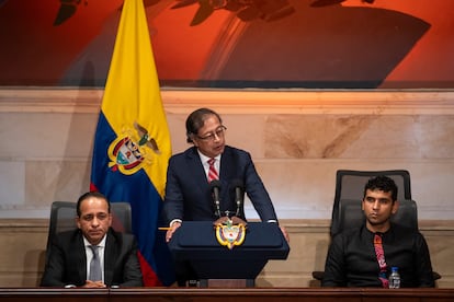 El presidente Gustavo Petro da un discurso durante la instalación del congreso de la república, en Bogotá, el 20 de Julio del 2023.