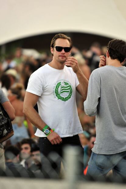 Alexander Skarsgard.