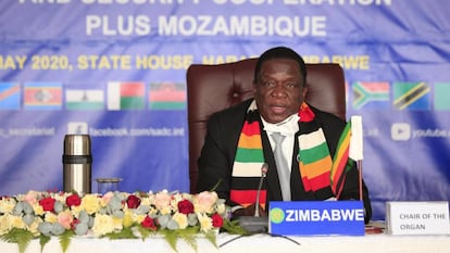 El presidente de Zimbabue, Emmerson Mnangagwa