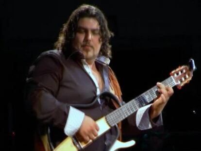 'Ramito de violetas', una de las canciones del disco homenaje a Manzanita 'Con piel de Manzana'