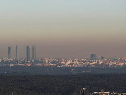 Nube de poluci&oacute;n sobre Madrid, este mi&eacute;rcoles. 