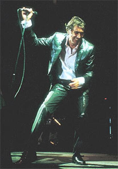 Bryan Ferry, durante una de sus actuaciones.