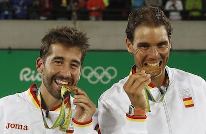 RAFA NADAL Y MARC LOPEZ