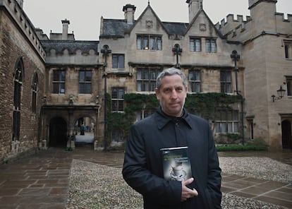 Guillermo Martínez, en una reciente visita a Oxford. 