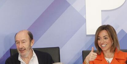 Rubalcaba y Chacón durante el comité federal.