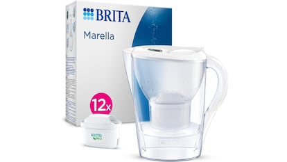 La jarra de filtro de agua Brita es compatible con la mayoría de frigoríficos estándar.