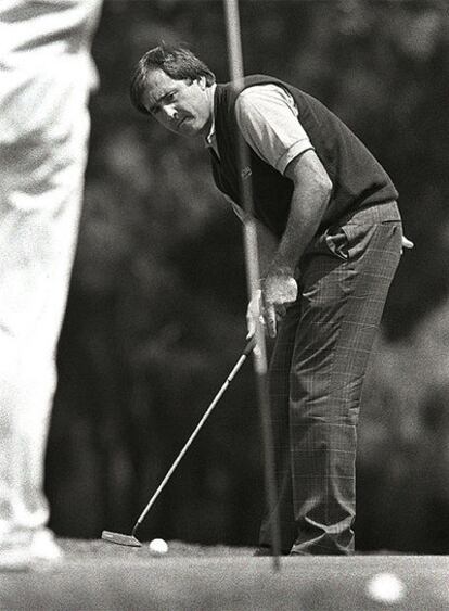 Severiano Ballesteros, durante el Open de España. Al golfista le ha tocado el rival más duro de todos, el cáncer. Ingresado el 12 de octubre, la leyenda hizo que media España contuviera la respiración por un momento. Ballesteros cambió el rumbo del golf español para siempre, y su tesón dentro del green se vio reflejado con su recuperación en la UCI y la planta del hospital madrileño de La Paz.