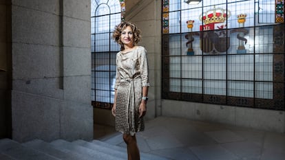 María Jesús Montero, vicepresidenta cuarta y ministra de Hacienda, fotografiada en la sede del Ministerio de Hacienda, en Madrid