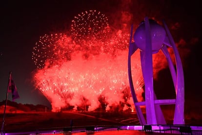 El pebetero olímpico permanece apagado tras la clausura de los Juegos Olímpicos de PyeongChang 2018.