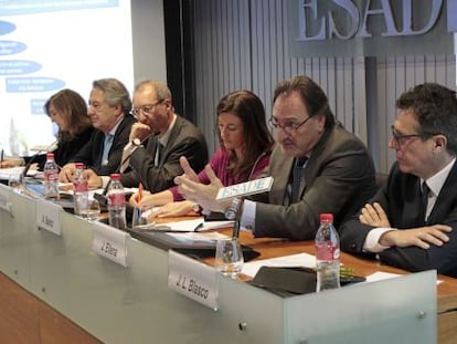 Los participantes en la jrnada Pol&iacute;ticas activas contra la corrupci&oacute;n, organizada por Esade y la Fundaci&oacute;n Seres.