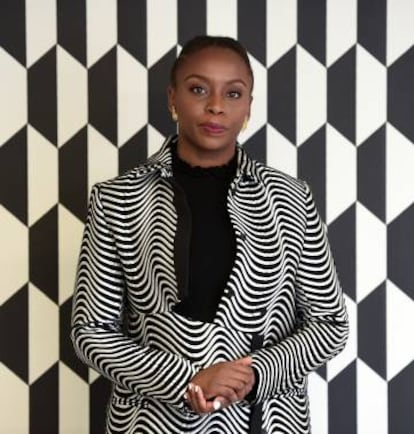 La escritora nigeriana Chimananda Gnozi Adichie.