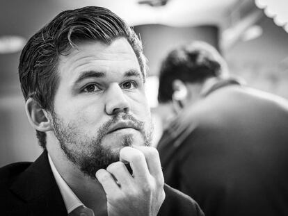 Magnus Carlsen durante la Copa Sinquefiedl 2019 en San Luis (Misuri, EEUU)