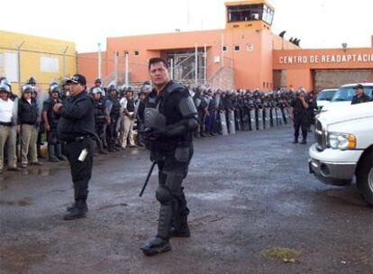 Más de 50 presos relacionados con el 'narco' se han fugado de la prisión.