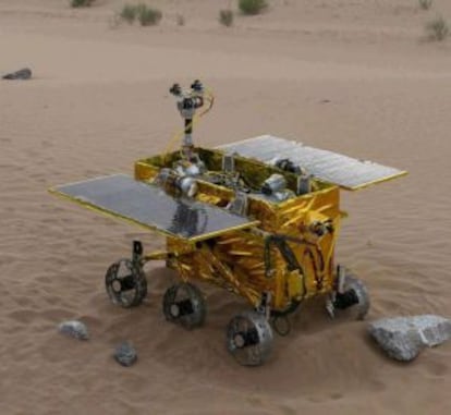 El vehículo lunar chino de la misión Chang 3, durante los ensayos.