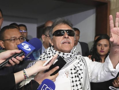 El exguerrillero de las FARC Jesús Santrich, tras tomar posesión en el Congreso colombiano.