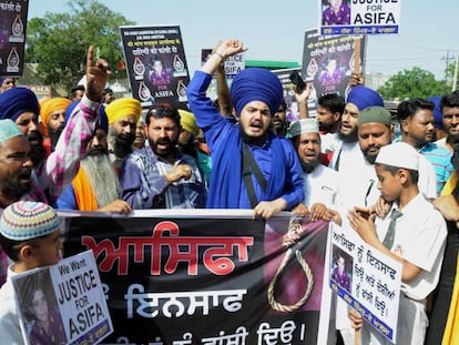 Protesta este sábado en Amritsar (India) por la violación y asesinato de una niña de ocho años.