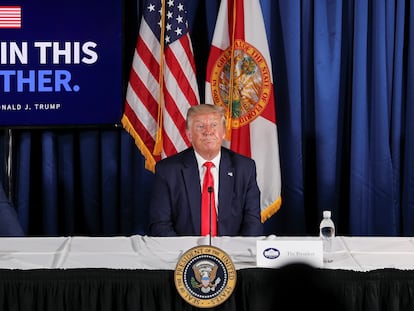 El presidente de EE UU, Donald Trump, el viernes en un evento sobre la covid-19 en Belleair (Florida).