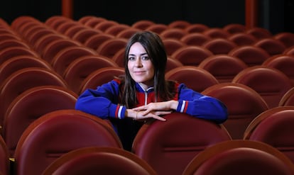 La cantante Maika Makovski en el cine Doré, donde actuará este domingo dentro del ciclo "Sound and Vision Filmoteca.