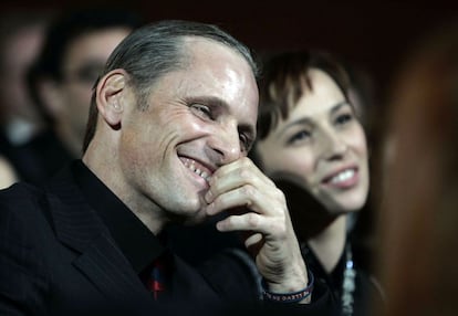 El actor Viggo Mortensen estuvo nominado en la ceremonia de 2007 a mejor actor por su película 'Alatriste', basada en el soldado creado por Arturo Pérez Reverte.