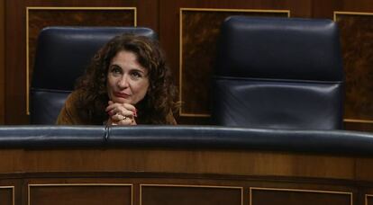 La ministra de Hacienda, Maria Jesus Montero en el Congreso.