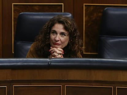 La ministra de Hacienda, Maria Jesus Montero en el Congreso.