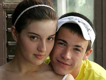 Arriba, los jóvenes actores protagonistas de <i>Ladrones,</i> María Valverde y Juanjo Ballesta.