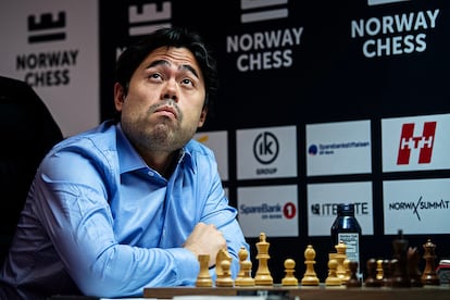 Hikaru Nakamura, en el momento de lograr una posición ganadora frente a Magnus Carlsen, este lunes en Stavanger (Noruega)