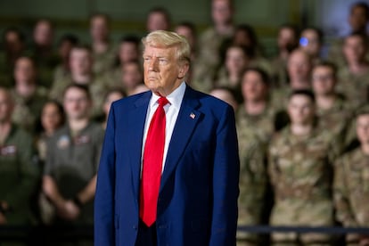 Donald Trump en la base de la Guardia Nacional Aérea de Selfridge, en Harrison Township, Míchigan, el 29 de abril de 2025.