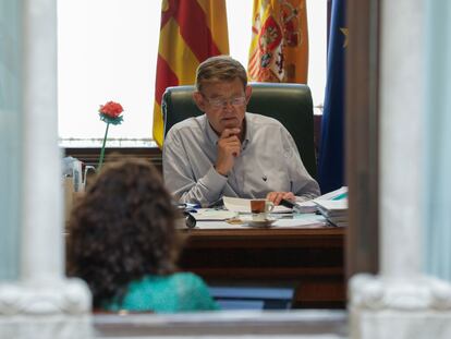 Ximo Puig durante la preparación del debate de política general este sábado.