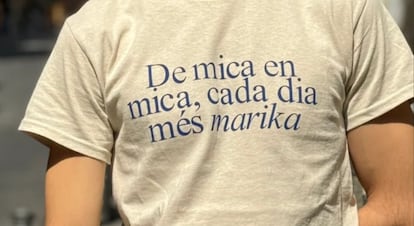 Las prendas lucen mensajes combativos e irónicos.