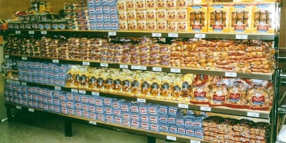 Productos de Bimbo en un supermercado.