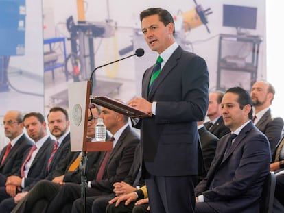 Peña Nieto, durante el acto en el que sufrió una irritación en los ojos.