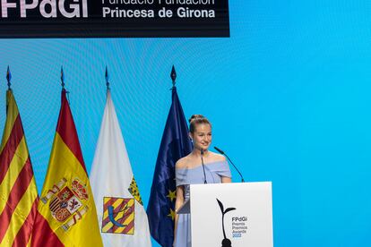 La princesa de Leonor pronunció un discurso en catalán durante la entrega de los galardones que otorga la Fundación Princesa de Girona. Habló de “la exigencia” del momento actual, tanto por el final de la pandemia como por “hechos terribles como la guerra de Ucrania”, apuntó.