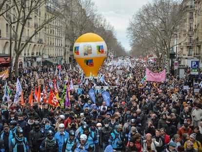 Manifestación contra la reforma de las pensiones, el martes en París.