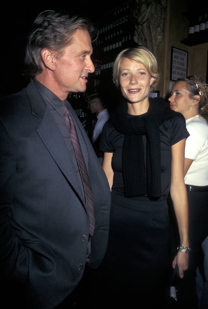 Michael Douglas y Gwyneth Paltrow en 1997.