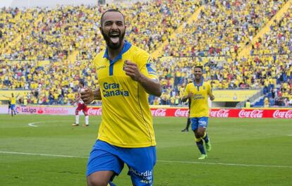 El Zhar celebra su segundo gol ante el Granada.