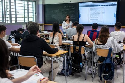 Estudiantes de Bachiller en el Instituto público Serpis de Valencia.