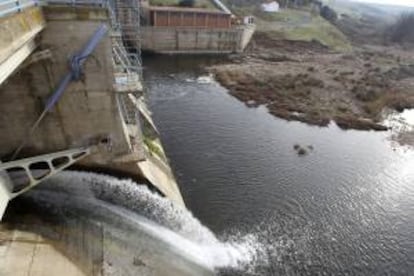 La Organización de las Naciones Unidas advirtió hoy de que el rápido aumento de la demanda de energía en las próximas décadas afectará a las reservas de agua al mismo tiempo que se acelerará el crecimiento demográfico. EFE/Archivo