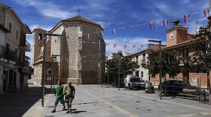 La Plaza Mayor de Villaconejos.