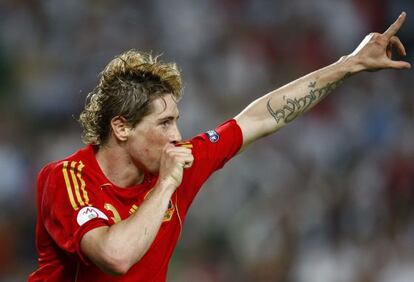 Fernando Torres celebra el gol que dio la victoria a Espa&ntilde;a en la final de la Eurocopa 2008 frente a Alemania.