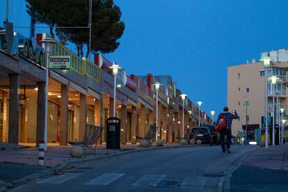 La calle Punta Ballena de Magaluf (Mallorca), en febrero.