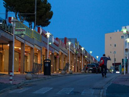 La calle Punta Ballena de Magaluf (Mallorca), en febrero.